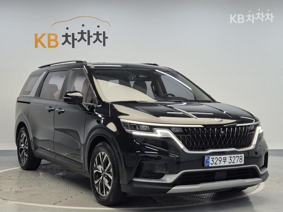 Kia Carnival — miniaturë 4