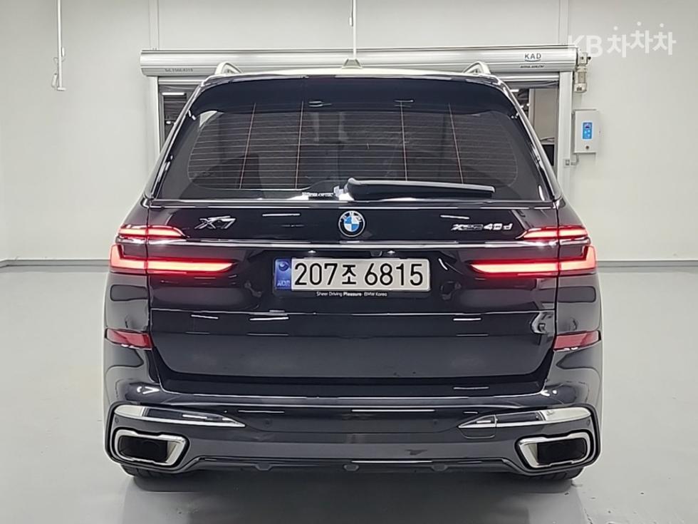 BMW X7 — miniaturë 3