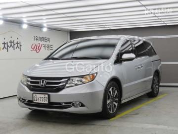 Honda Odyssey 3.5 — foto 1