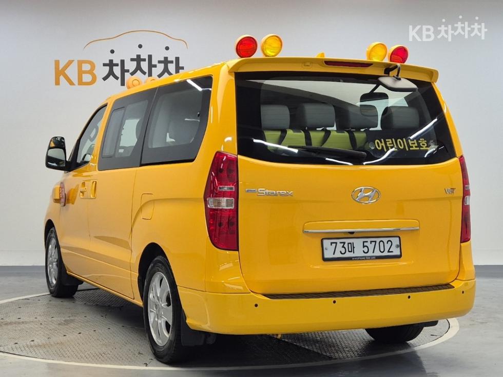 Hyundai Starex — miniaturë 2