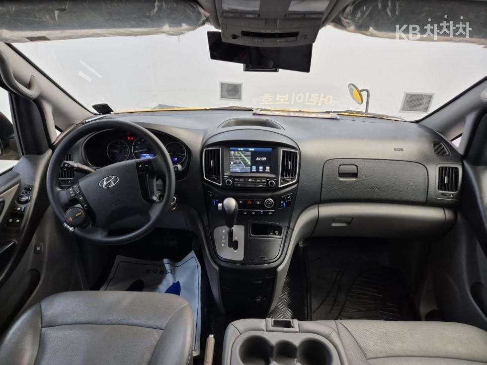 Hyundai Starex — miniaturë 7