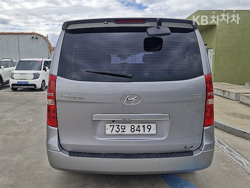 Hyundai Starex — miniaturë 4