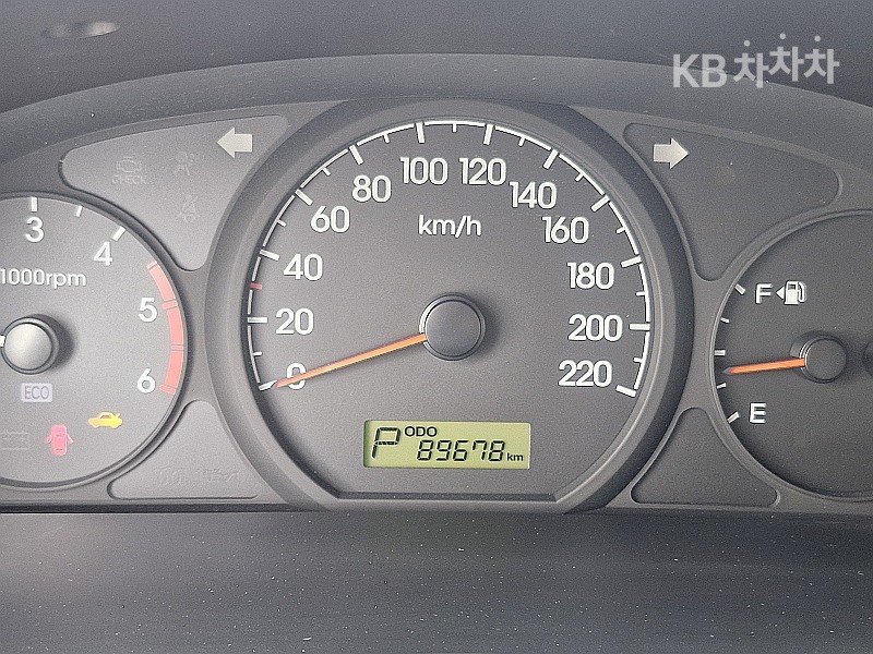 Hyundai Starex — miniaturë 8