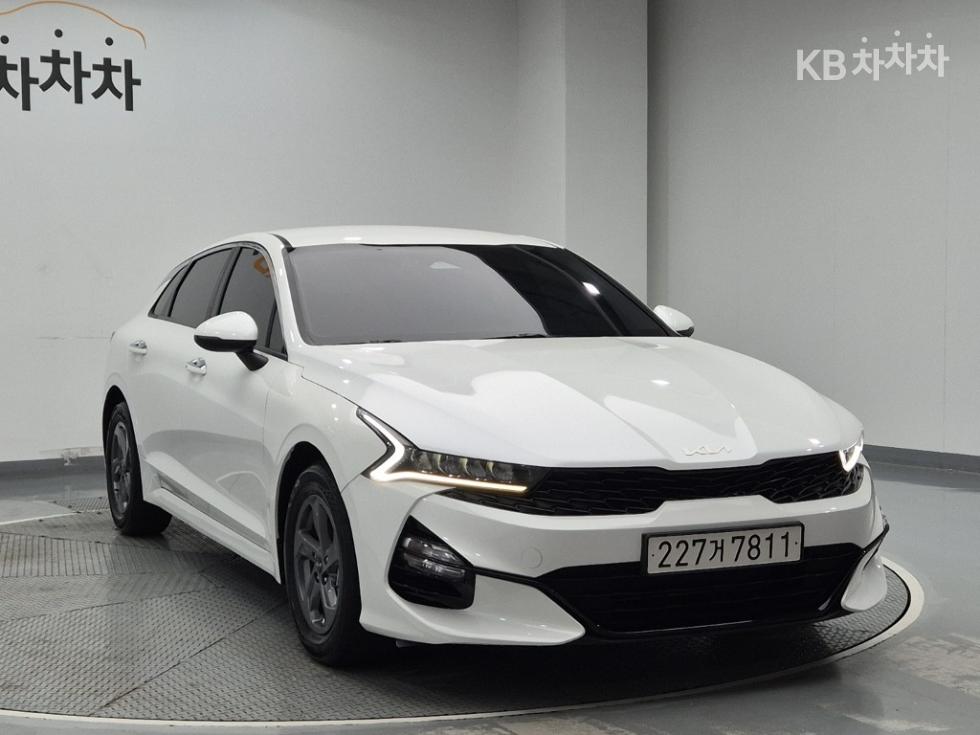 Kia K5 — miniaturë 4