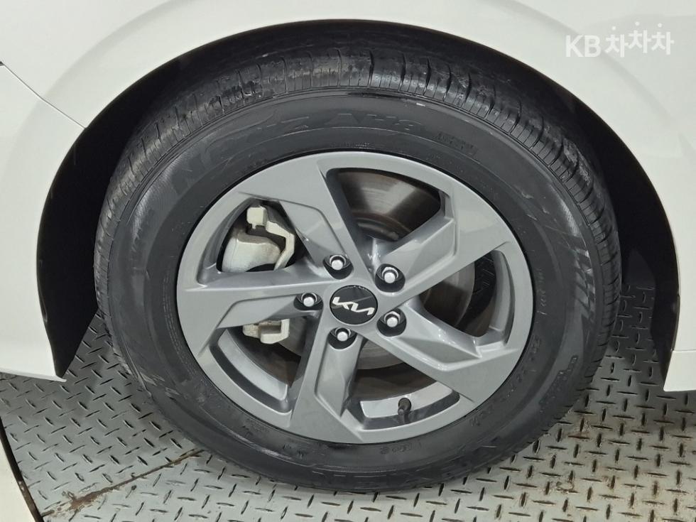 Kia K5 — miniaturë 19