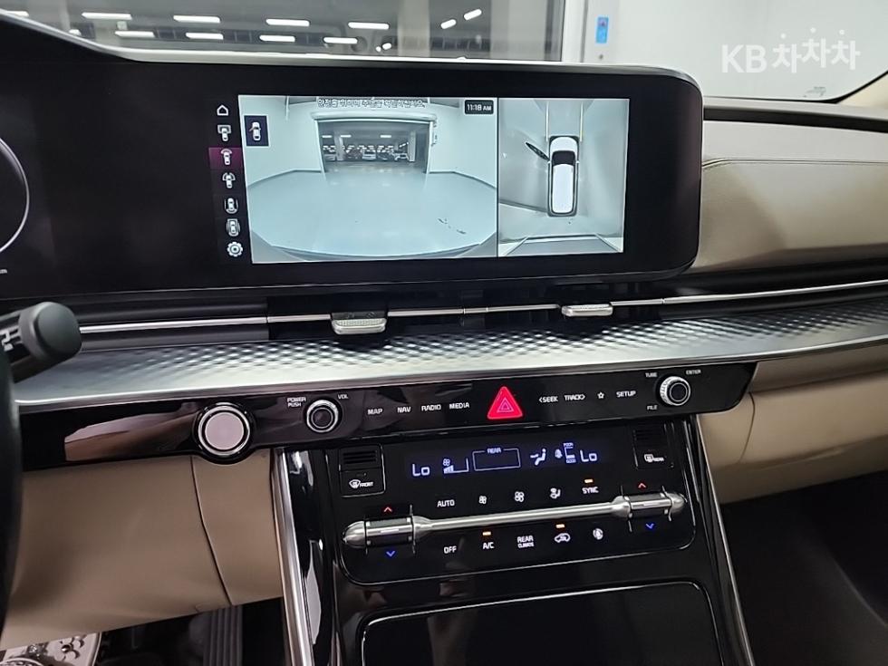 Kia Carnival — miniaturë 10