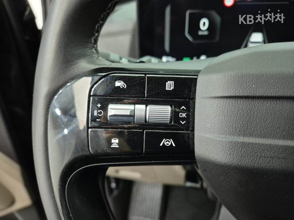 Kia Carnival — miniaturë 15