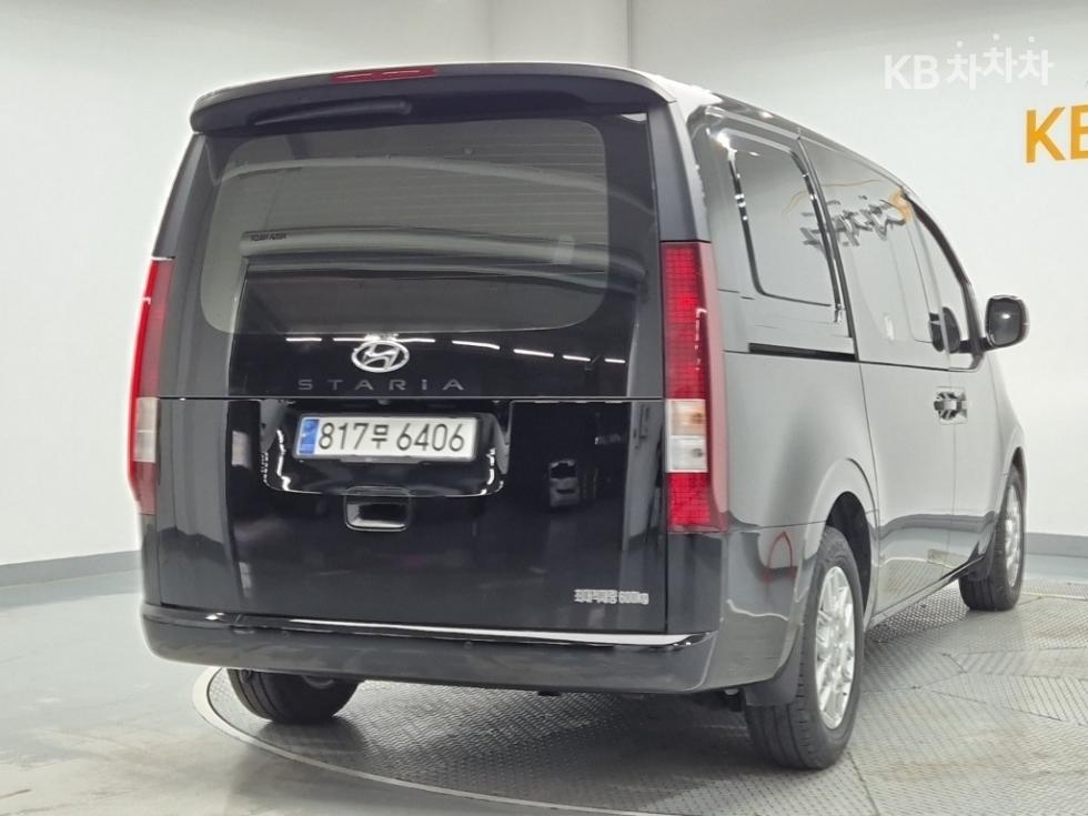 Hyundai Staria — miniaturë 3