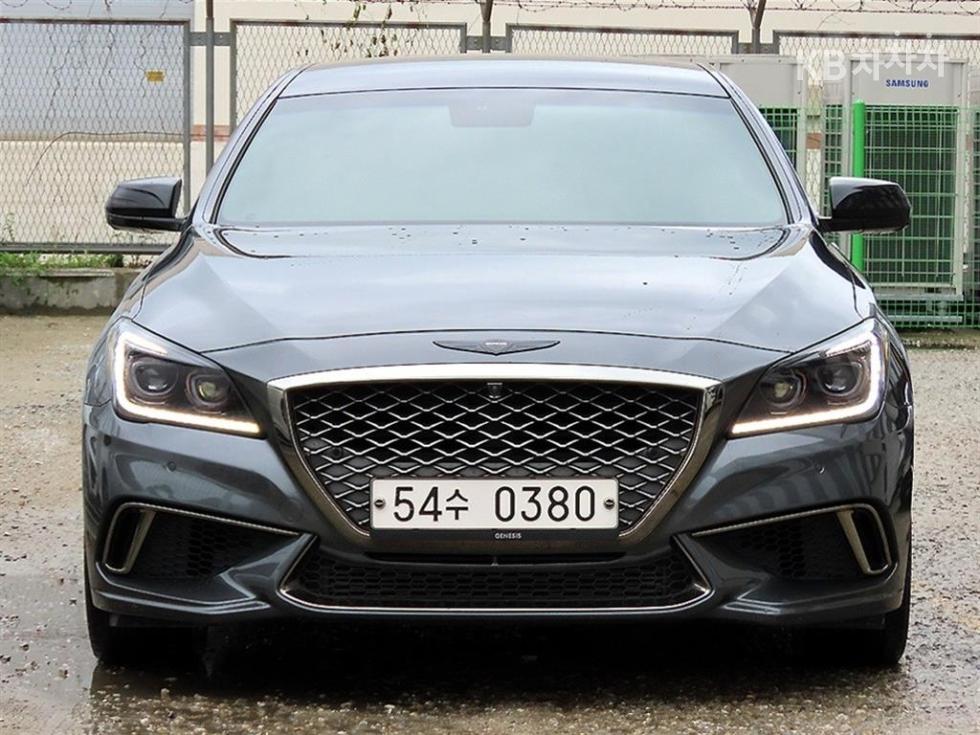 جينيسيس G80