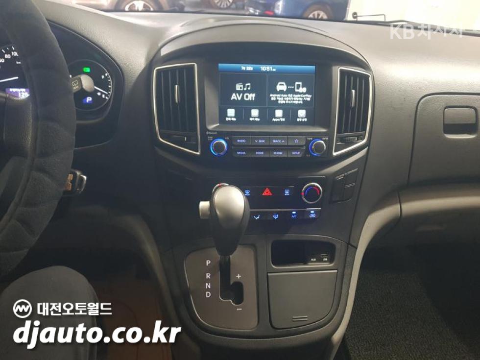 Hyundai Starex — miniaturë 9