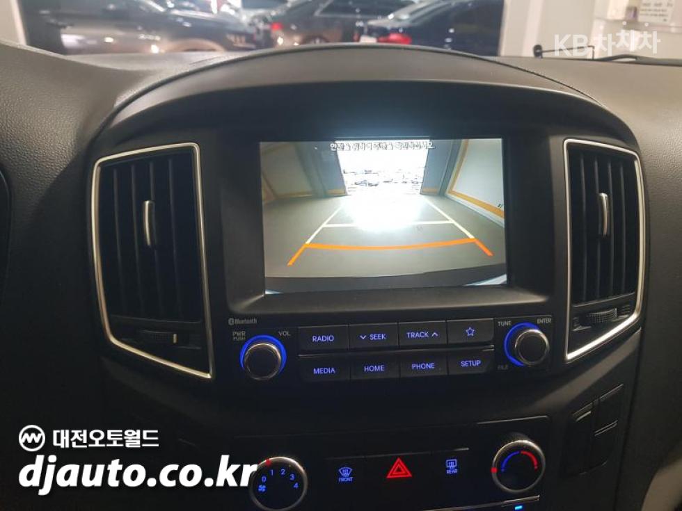 Hyundai Starex — miniaturë 10
