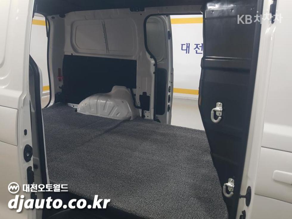 Hyundai Starex — miniaturë 17
