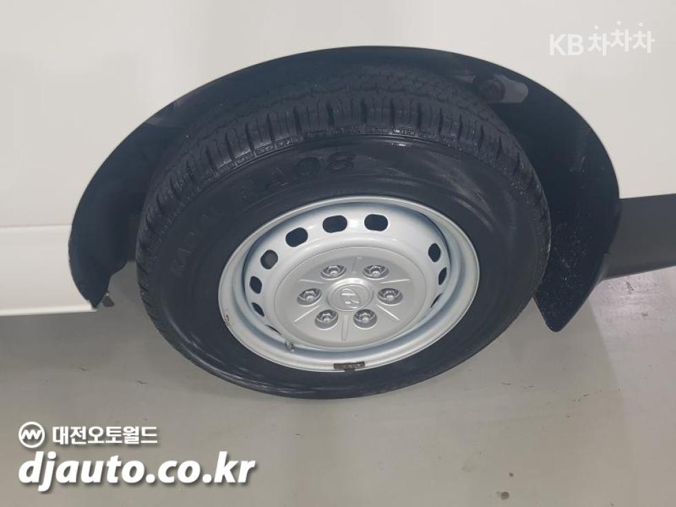 Hyundai Starex — miniaturë 20