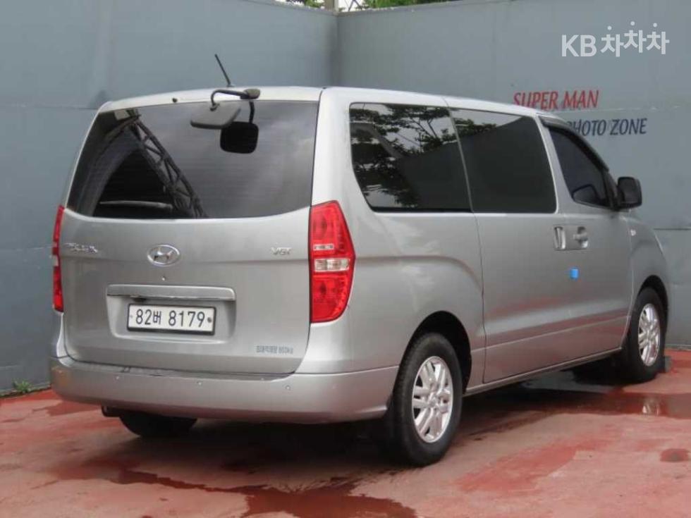 Hyundai Starex — miniaturë 3