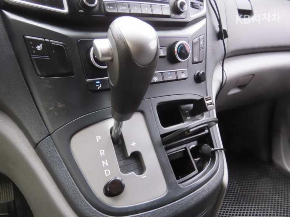 Hyundai Starex — miniaturë 11
