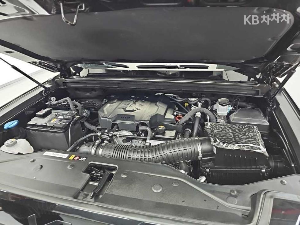 2025 Kia Used Car photo
