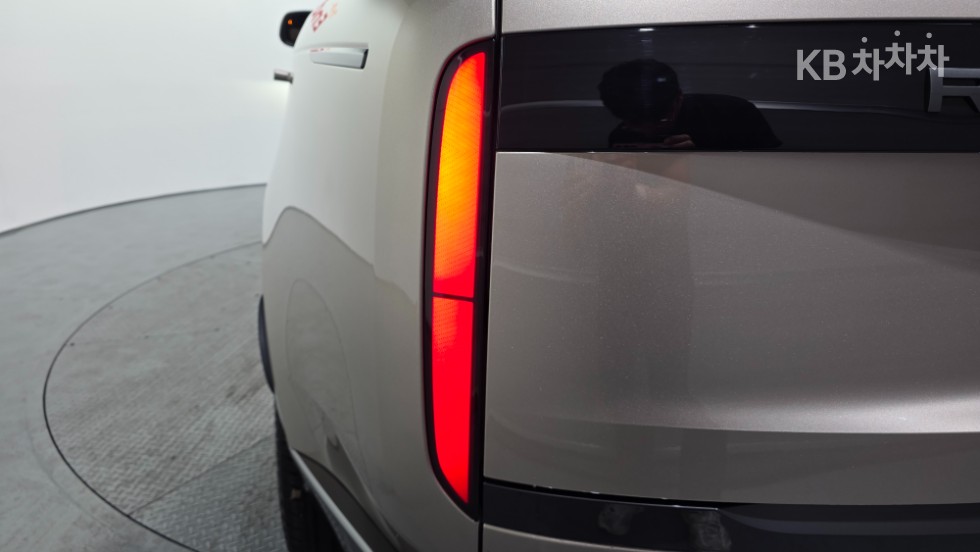 Land Rover Range Rover — miniaturë 26