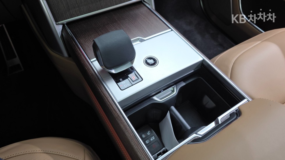 Land Rover Range Rover — miniaturë 20