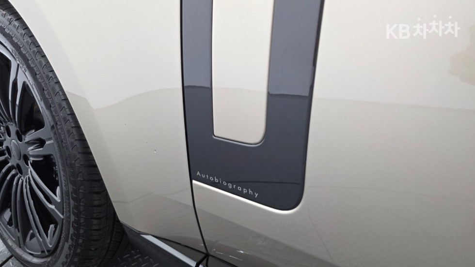 Land Rover Range Rover — miniaturë 22