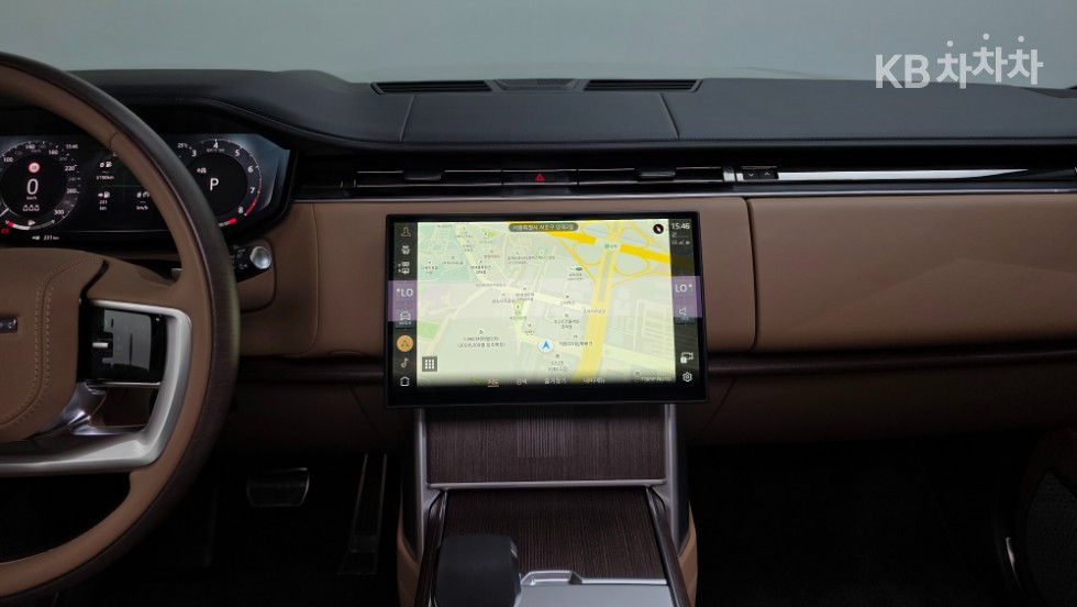 Land Rover Range Rover — miniaturë 9