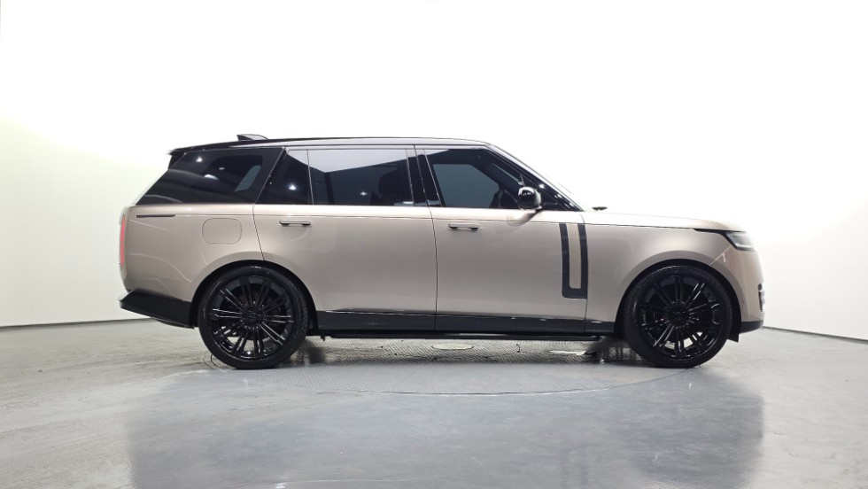 Land Rover Range Rover — miniaturë 5