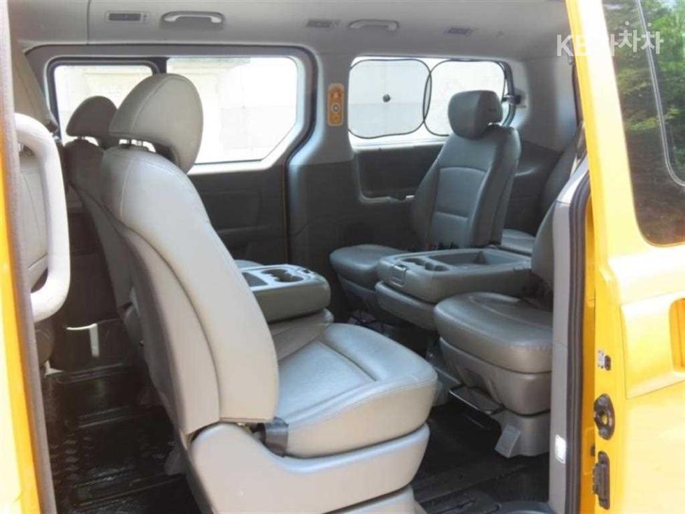 Hyundai Starex — miniaturë 13