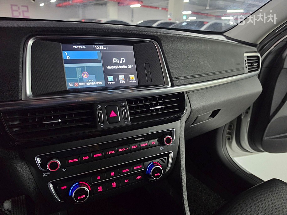 Kia K5 — miniaturë 13