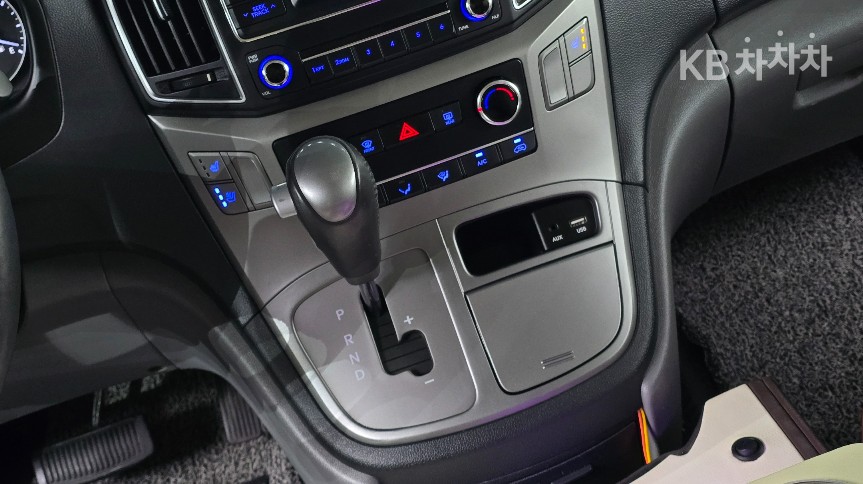 Hyundai Starex — miniaturë 9