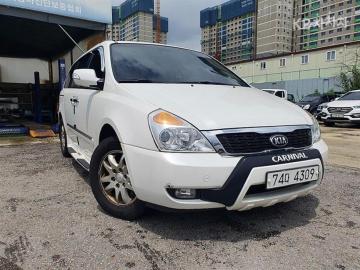 Kia Carnival glx  advanced — foto 1