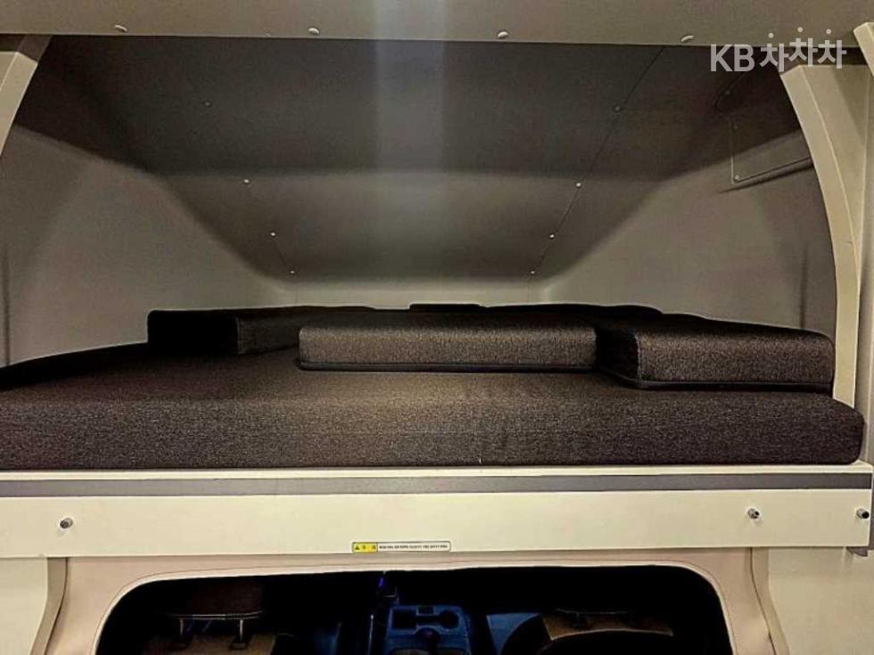 2021 Hyundai 2 photo