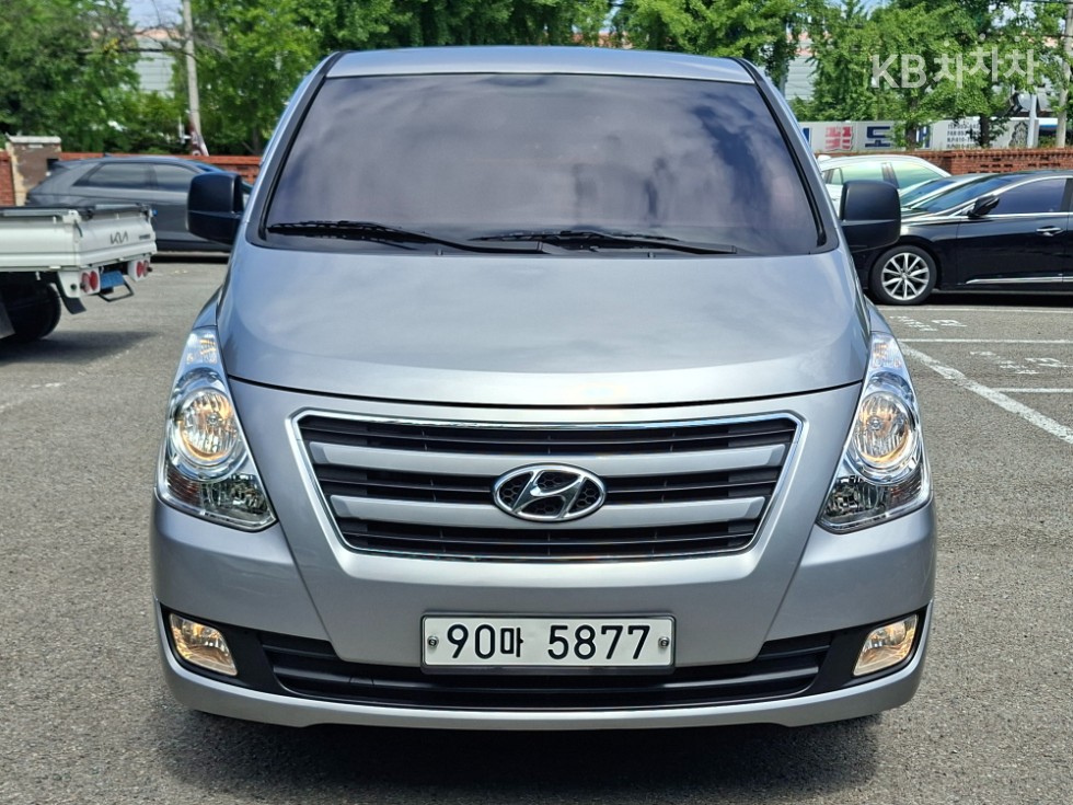 Hyundai Starex — miniaturë 2