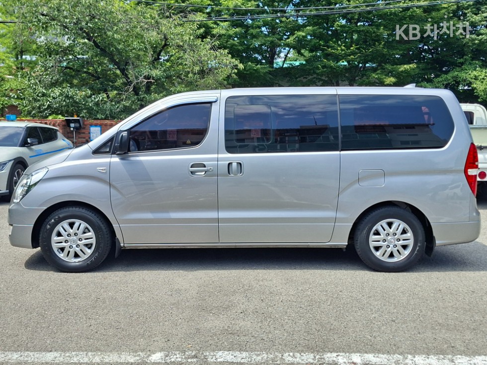 Hyundai Starex — miniaturë 7