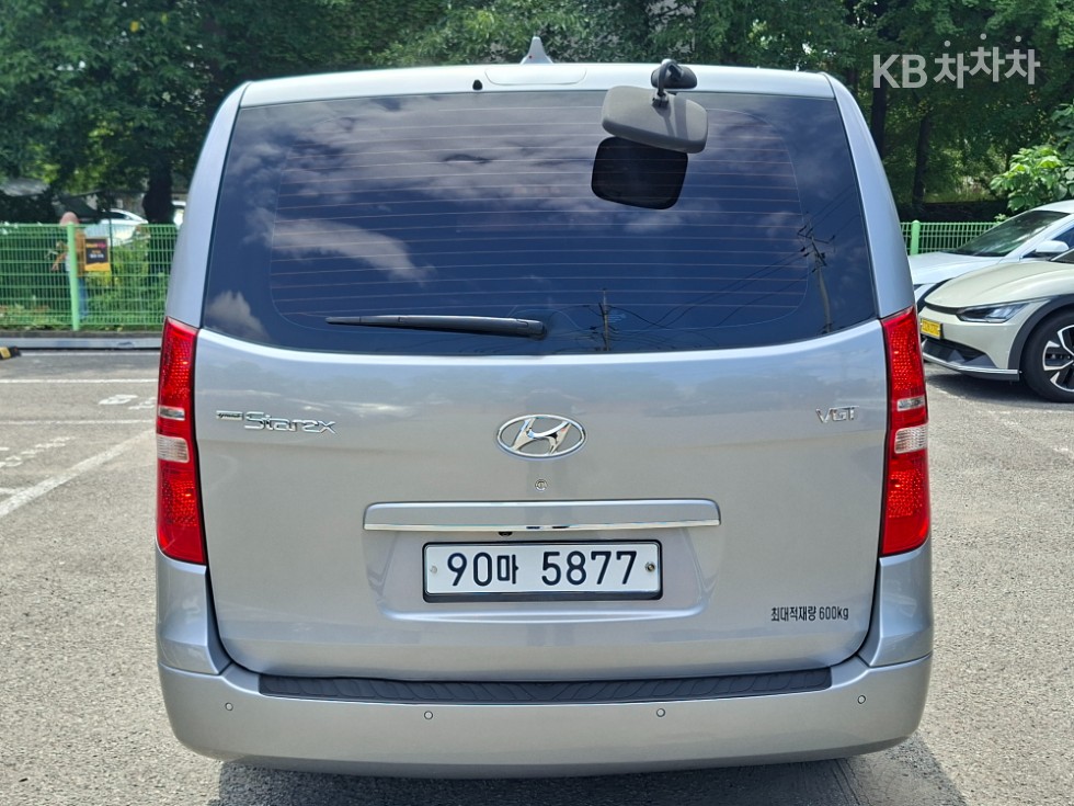 Hyundai Starex — miniaturë 5