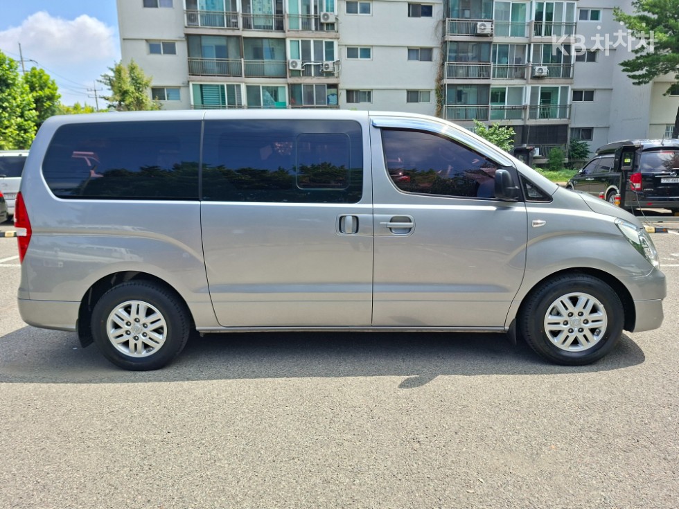 Hyundai Starex — miniaturë 8