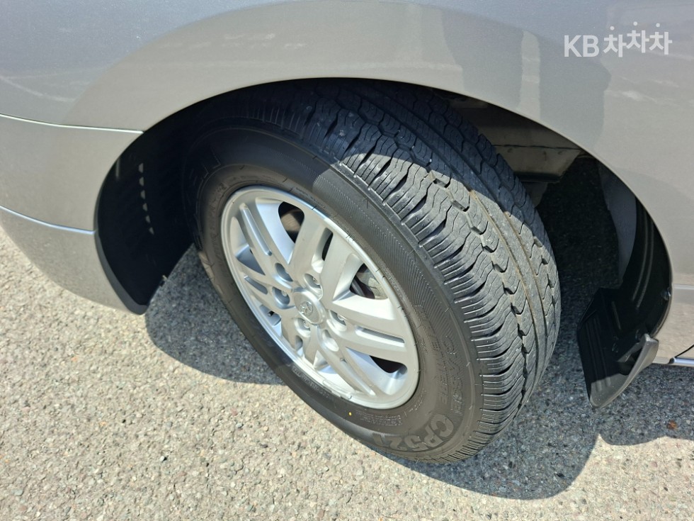 Hyundai Starex — miniaturë 11