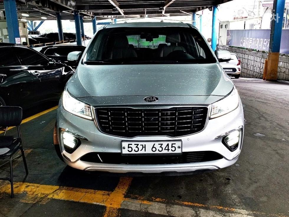 Kia Carnival 9  seats 2.2  diesel  noblesse  special — foto 1