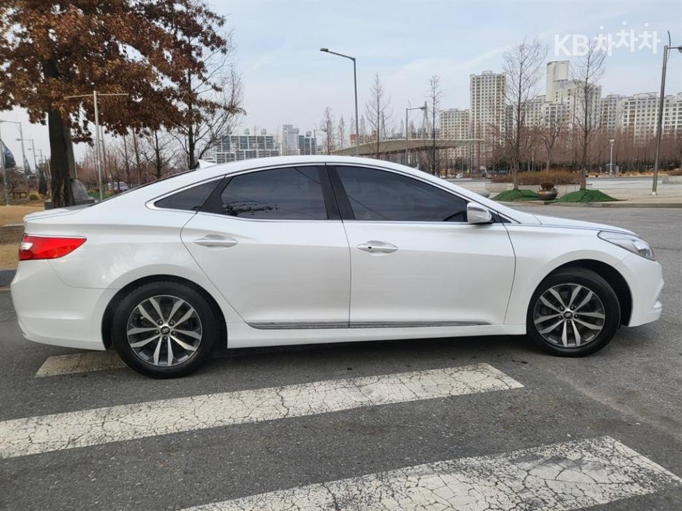 Hyundai Grandeur — miniaturë 8