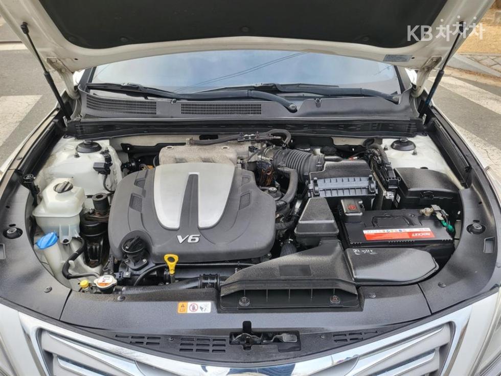 Hyundai Grandeur — miniaturë 16
