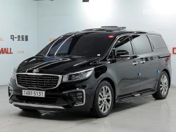 Kia Carnival 9-Seater Prstige — foto 1