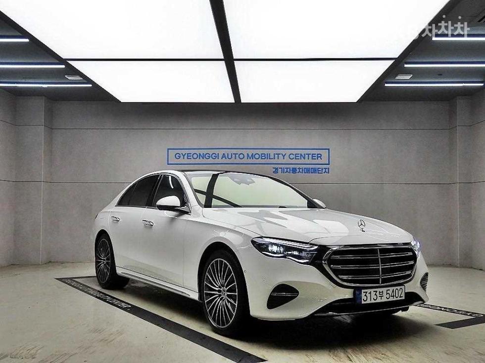 مرسيدس E-Class