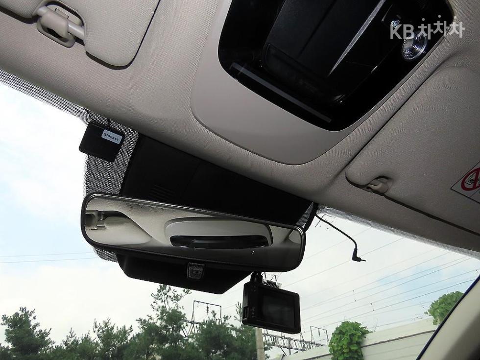 Kia K5 — miniaturë 14