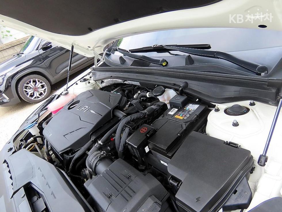 Kia K5 — miniaturë 18