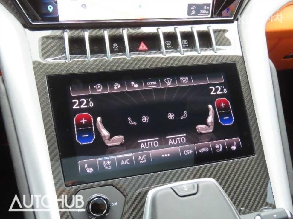 Lamborghini Urus — miniaturë 9