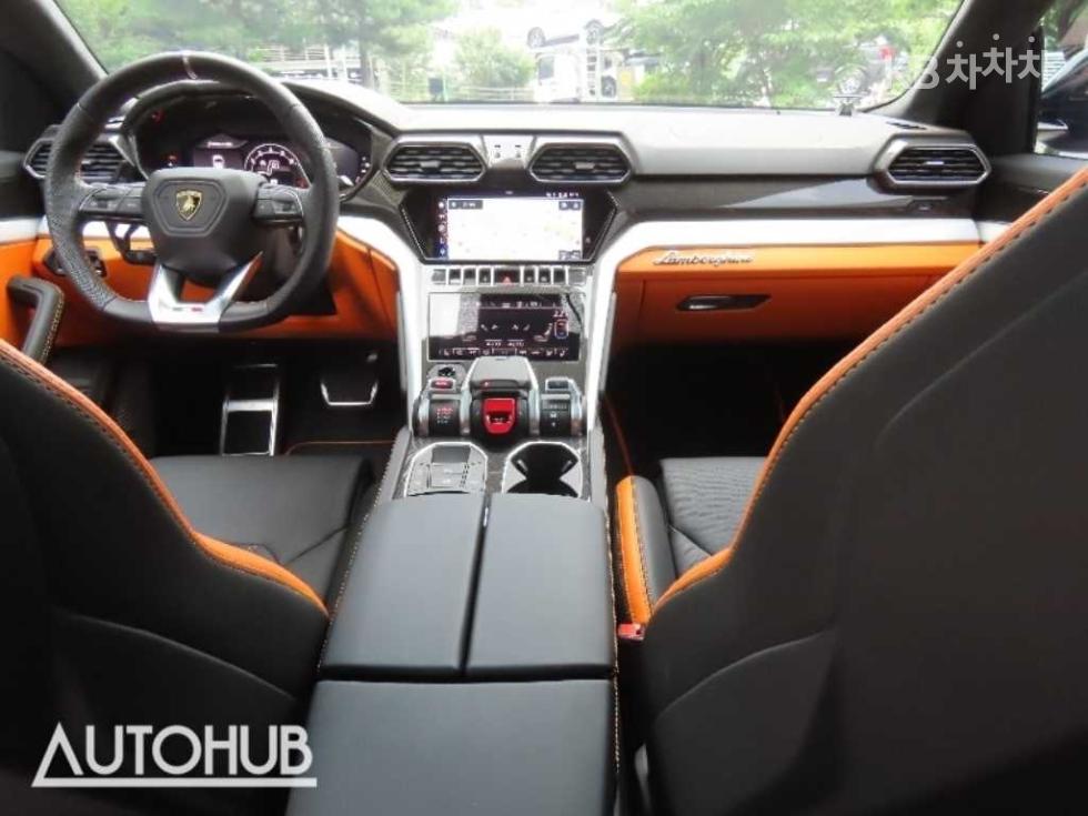 Lamborghini Urus — miniaturë 15