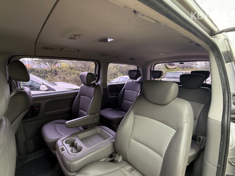 Hyundai Starex — miniaturë 7