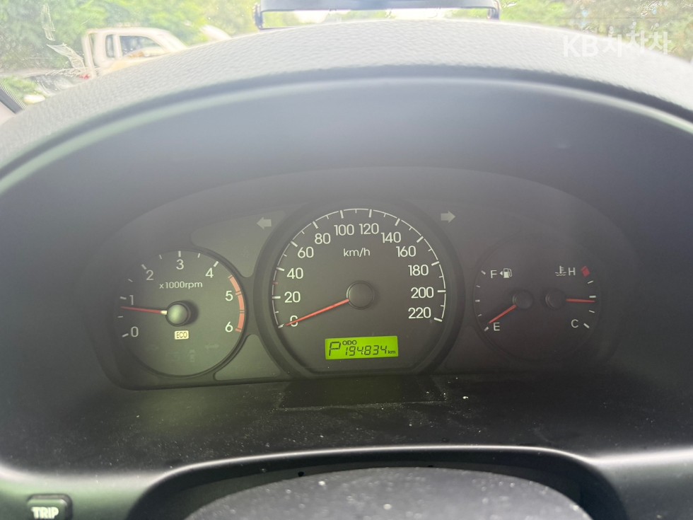 Hyundai Starex — miniaturë 9
