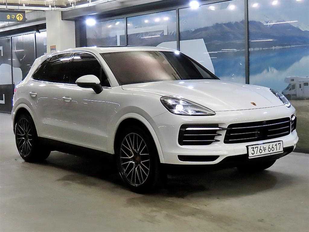 2021 Porsche (9Y0) photo