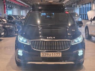 Kia Carnival 하이리무진 2.2 디젤 9인승 — foto 1