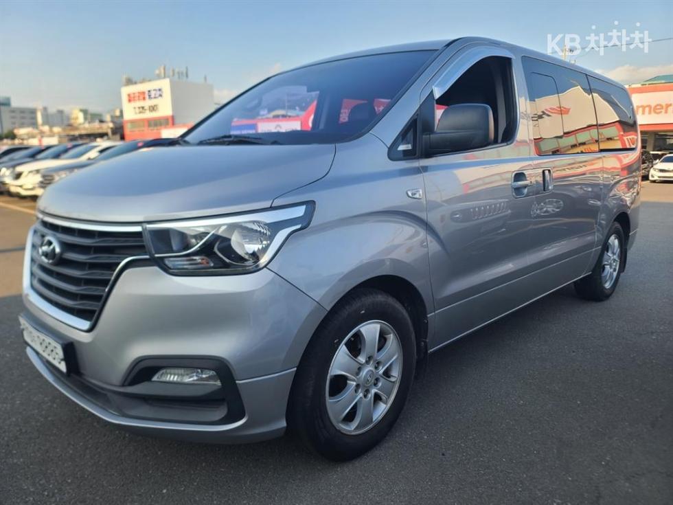 Hyundai Grand Starex