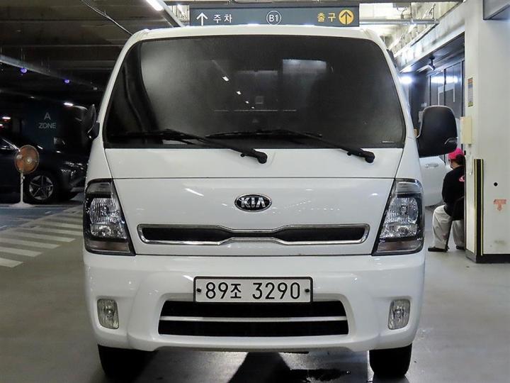 Kia Bongo 3 2021 photo 2